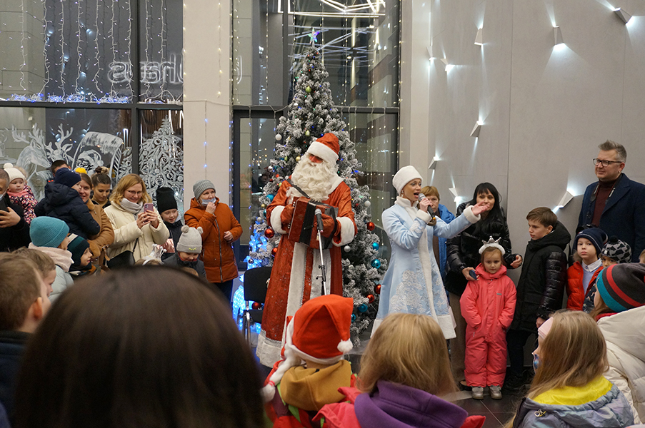 Дед Мороз с гармошкой и Снегурочка. Праздник для детей и взрослых